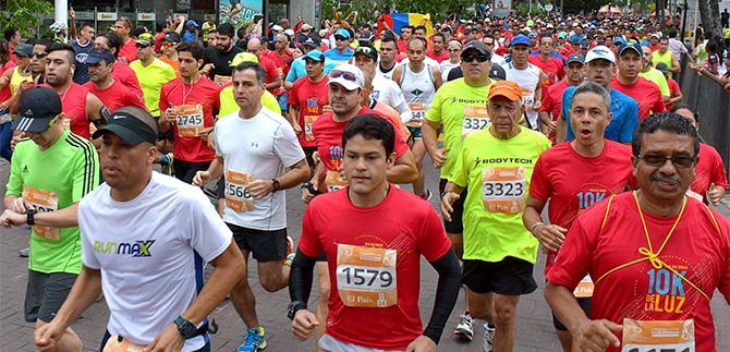 Cale�os Cumplieron cita con la carrera de la luz 10K