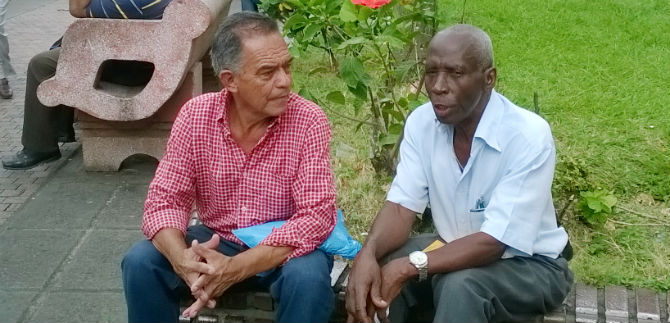 El adulto mayor en su entorno familiar: Concurso de fotograf�a de fin de a�o