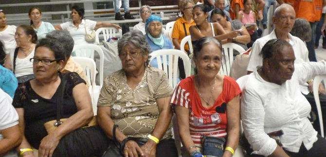 Inici� el pago de subsidio para 41.754 adultos mayores