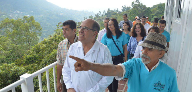 Alcalde Guerrero Velasco se la jug� por la Zona Rural de Cali