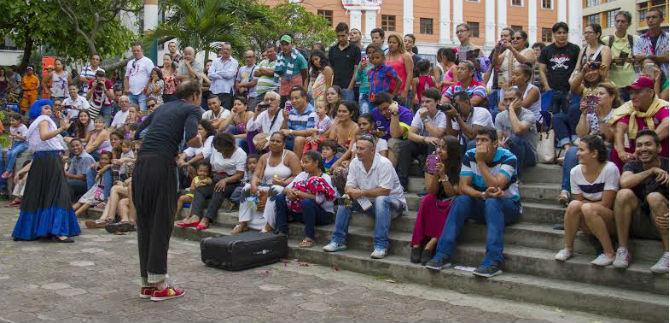 El Festival se toma el Paseo de la Avenida Colombia