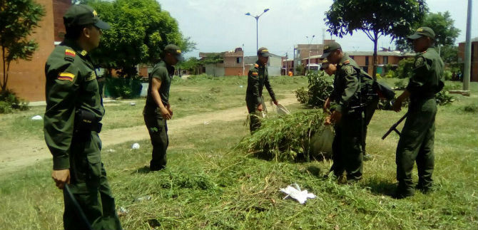 Comunidad comprometida con la recuperaci�n ambiental de la comuna 21