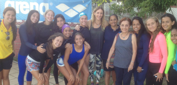 Experiencia ol�mpica de Espa�a, asesora el nado sincronizado de Cali y el Valle