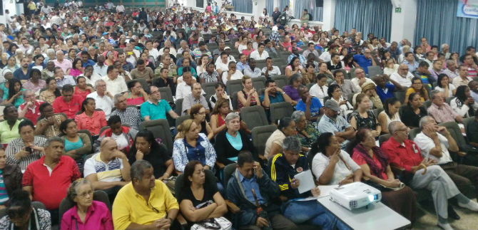 Alcald�a capacita a miembros de JAL y JAC