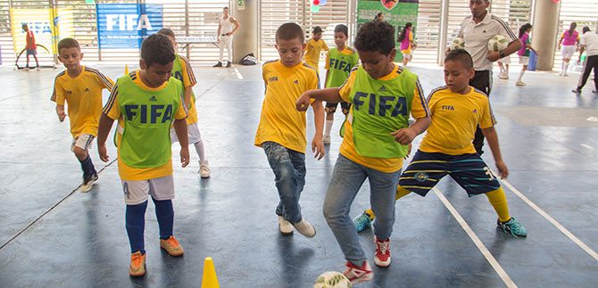 Los peque�os empezaron a disfrutar el Mundial F�tsal en Cali