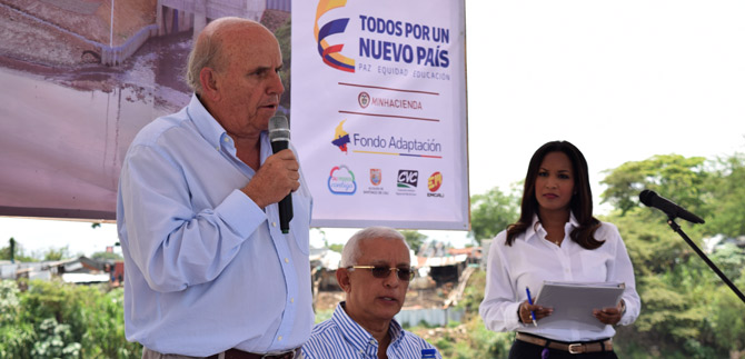 Alcalde insiste en que se busquen salidas para alcanzar la paz en Colombia