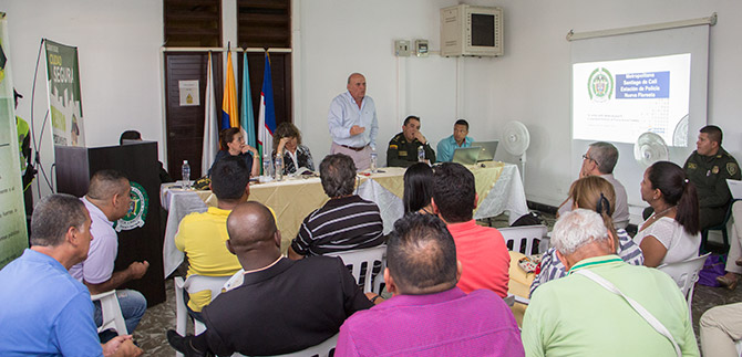 50 j�venes de la comuna 12 entrar�an a laborar en la Alcald�a