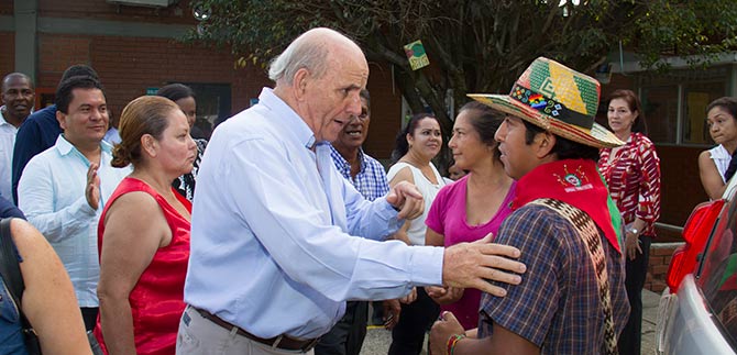 Alcalde entrega tercer informe de avances en la comuna 18