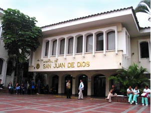 La primera Dama de la Naci�n y el Alcalde de Cali, lanzan programa contra el c�ncer de cuello uterino