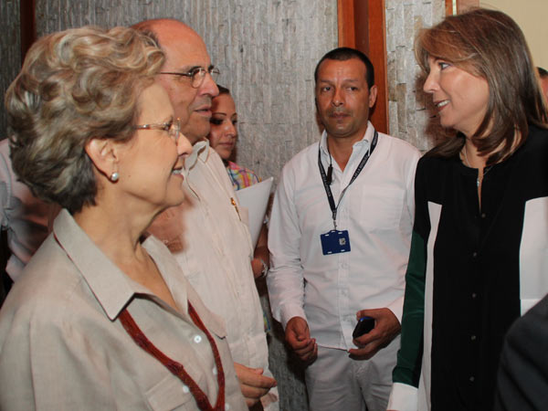 �La ciudad es pionera en estudios y acciones contra el c�ncer�: alcalde Guerrero Velasco