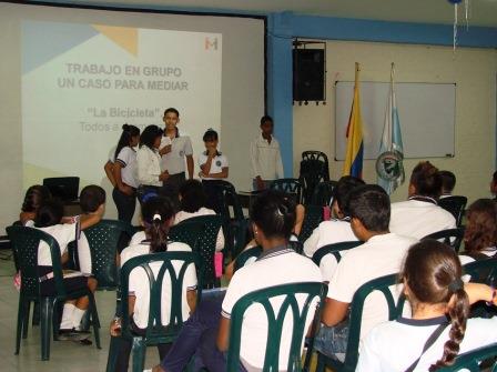 En Cali, se forman cientos de estudiantes mediadores de conflictos escolares