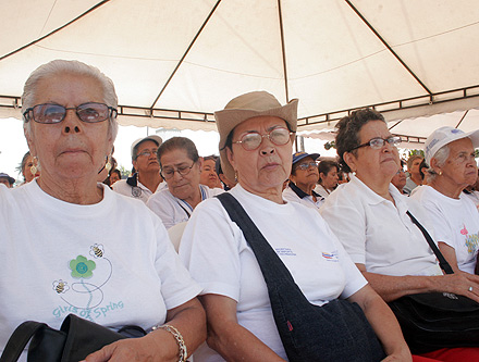 Adultos mayores de la Comuna 21 cuentan con un punto de atenci�n cercano a sus hogares