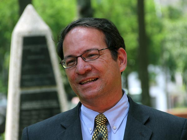 El director de Planeaci�n seguir� como alcalde encargado de Cali hasta el 5 de abril