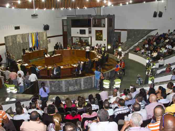 En primer debate, el Concejo aprob� propuesta de la Alcald�a de condonar tributos a predios restituidos judicialmente