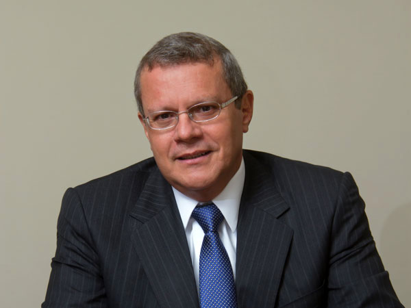 �Bajo el liderazgo del m�dico Guerrero, la ciudad y la regi�n vuelven a florecer�