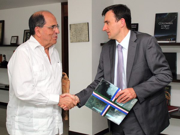 Embajador de Polonia analiza con la Alcald�a proyectos que jalonen el progreso para Cali