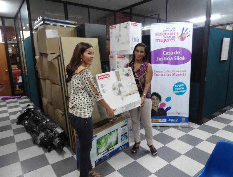 La Secretar�a de Gobierno de Cali entreg� dotaci�n de equipos a casas de Justicia de Silo� y Los Mangos