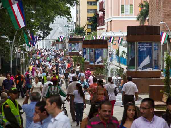 Con la renovaci�n de la Av. Colombia, se inicia una era de desarrollo de la infraestructura cale�a