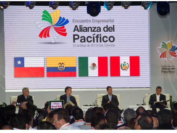 �Econom�as unidas garantizar�n el desarrollo de los pueblos�