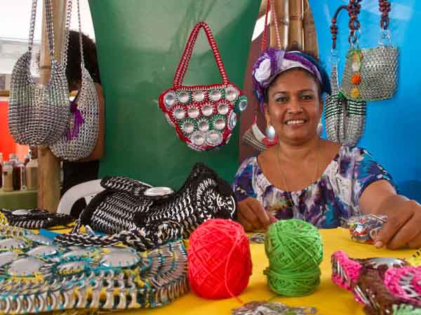 La plazoleta del CAM fue el epicentro de las comidas t�picas del Pac�fico