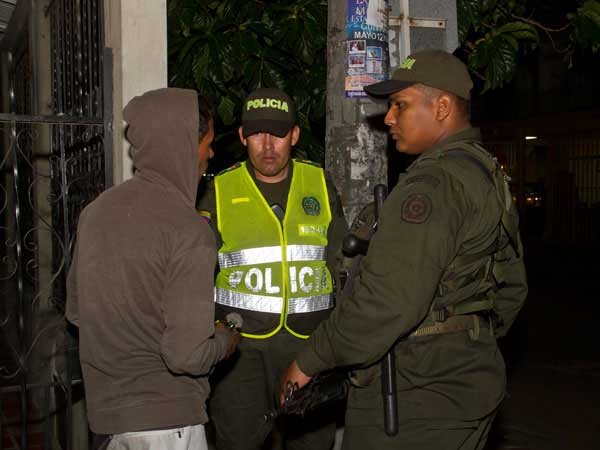 El Alcalde se comprometi� con la comunidad, durante el consejo de seguridad, a que las autoridades realizar�n patrullajes en zona alta de la Comuna 20