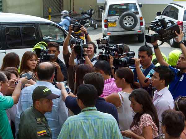 A las 5:00 p.m. de hoy, se vence el plazo de entrega de trabajos para concursar por el Alfonso Bonilla Arag�n