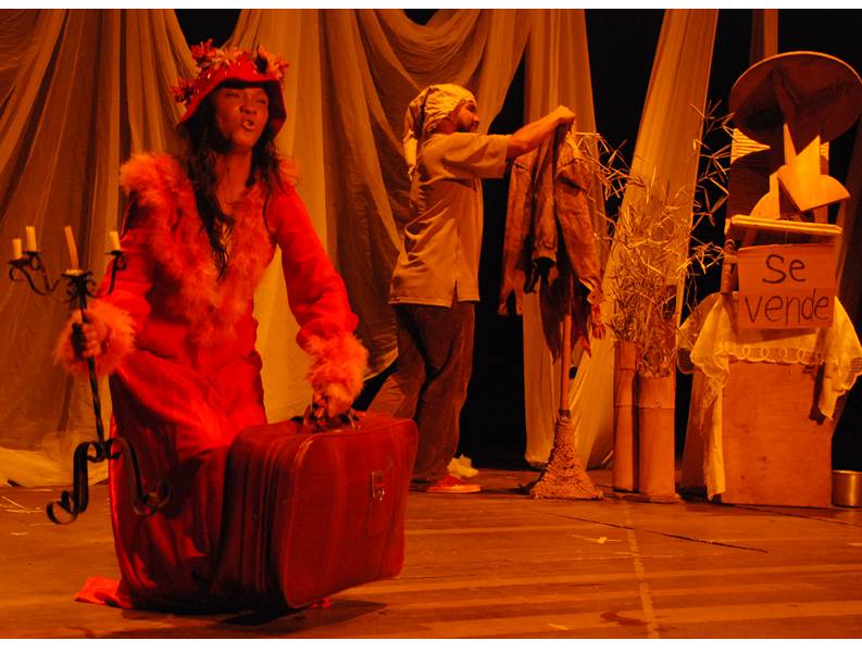 El Alcalde rinde tributo a Esquina Latina por 40 a�os de aportes a la cultura de Cali