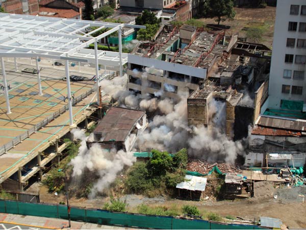 El Edificio Bol�var fue derribado para dar v�a libre a la modernidad de Cali