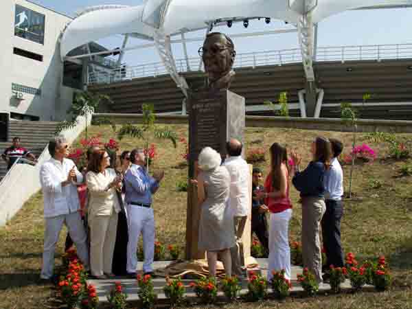 Cali le rindi� un homenaje a Jorge Herrera Barona, como antesala de los Juegos Mundiales