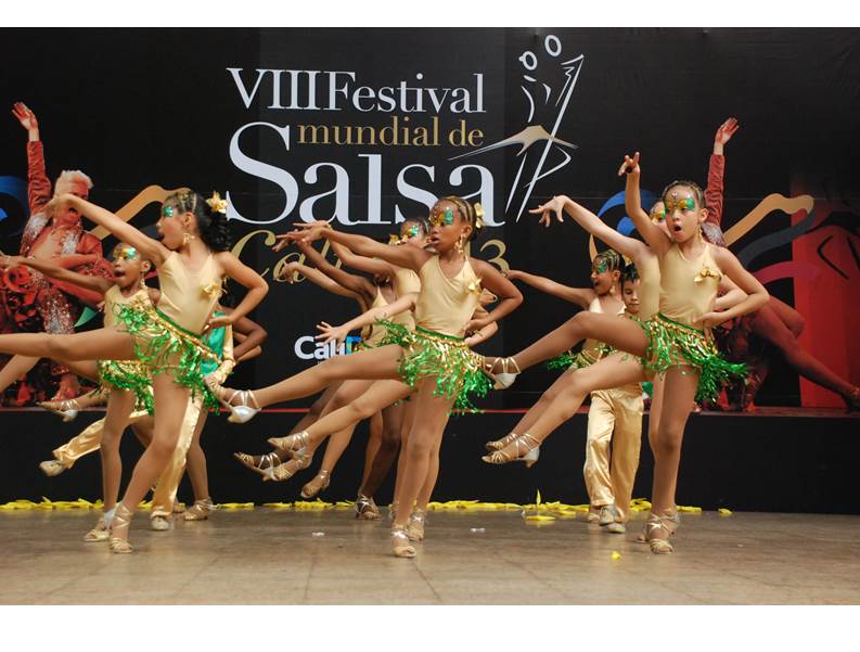 El teatro Los Cristales abri� el Festival Mundial de Salsa, con �El Mundialito�