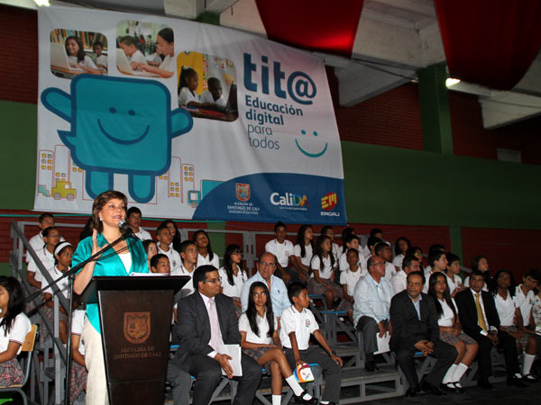 Ministra lanz� el proyecto educativo TIT@, que transformar�  la Educaci�n de Cali