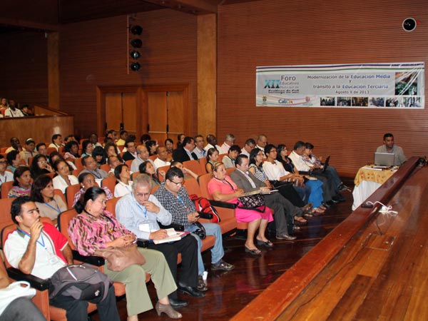 Sector educativo analiza Modernizaci�n de la Educaci�n Media