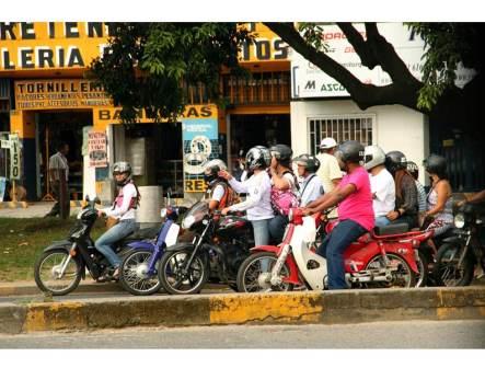 Este lunes rueda de prensa: Lanzamiento campa�a para motociclistas �Seguro voy por la derecha�