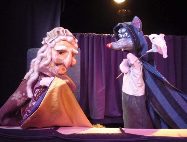 Obra de estreno en la Casa de los T�teres