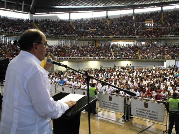 �Este a�o se han entregado m�s de 11 mil millones de pesos al programa M�s Familias en Acci�n� Alcalde de Cali