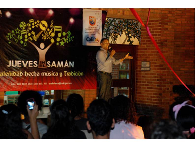 M�sica africana y del pac�fico colombiano contagia El Sam�n