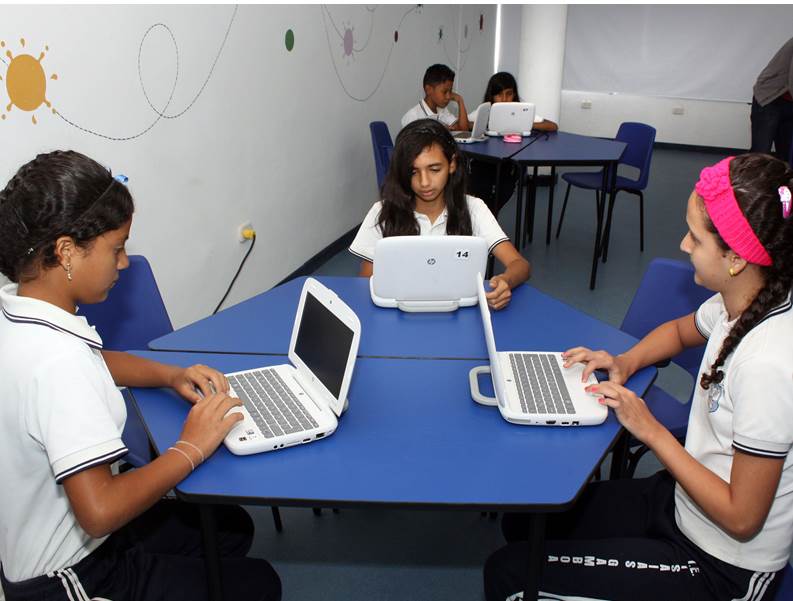 Preparan y equipan a docentes en pedagog�a m�vil