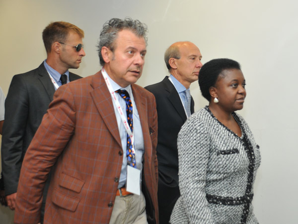 Cumbre Afro ovacion� a ministra italiana