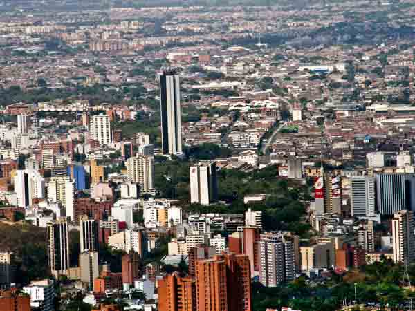 Cierran estudio del proyecto que busca mejorar escenarios deportivos en Cali