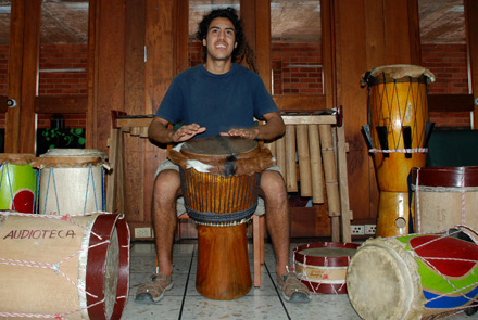 Conversatorio sobre la incidencia de la m�sica africana, hoy en la Audioteca