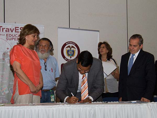 Se suscribi� en Cali pacto por la educaci�n superior