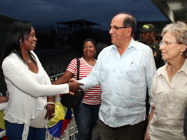 Consejo comunitario confirm� m�s seguridad, educaci�n y obras para la comuna 16