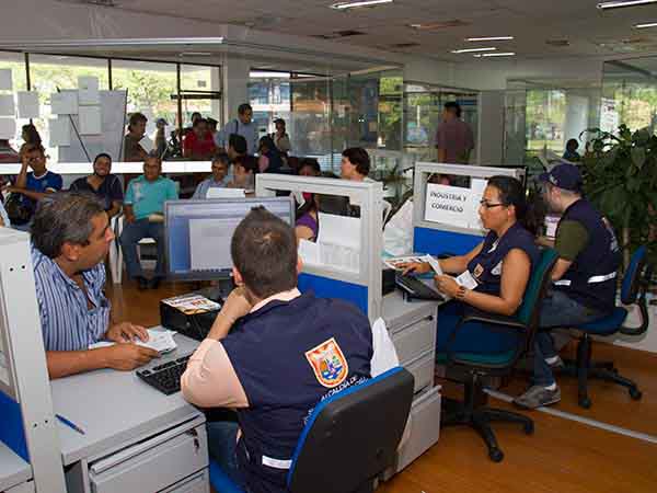 Autonom�a tributaria cumple un a�o con balance de crecimiento de ingresos del 24 %