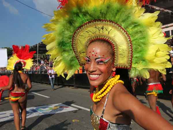 Alcald�a de Cali regula ventas ambulantes y estacionarias para diciembre y Feria