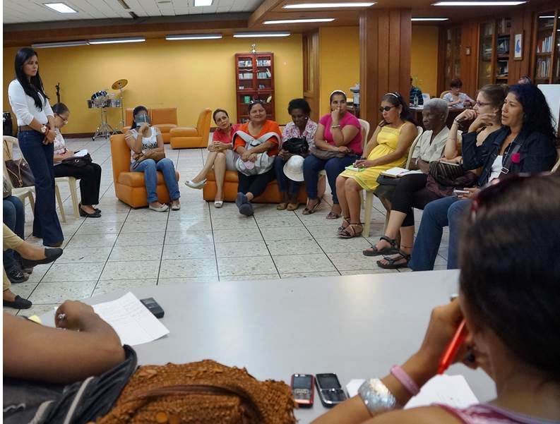 Mesa Municipal de Mujeres socializ� eventos en el �Mes de la no violencia de g�nero�
