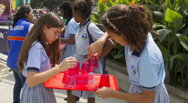 Estudiantes del oriente de Cali transmiten a los cale�os un mensaje de convivencia