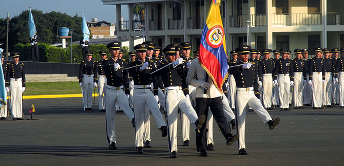 Ascienden a 208 nuevos oficiales profesionales en la Escuela Marco Fidel Su�rez