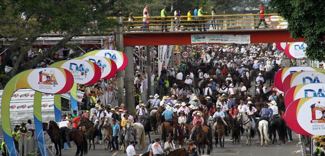 Chalanes para todos los gustos, en la cabalgata de la Feria de Cali