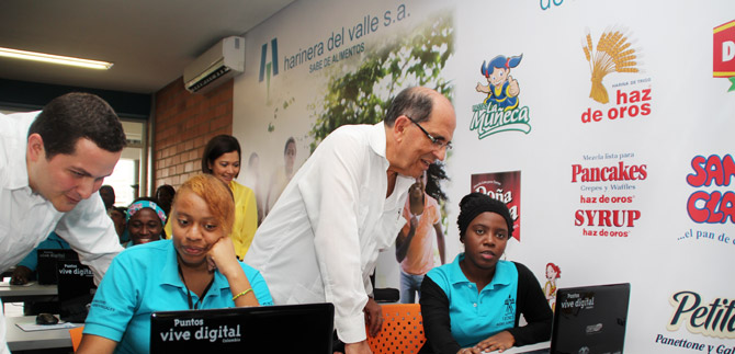 Alcalde entreg� en Potrero Grande tres obras sociales, con apoyo de los privados