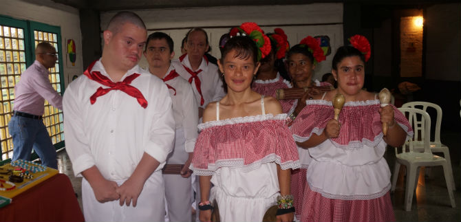 Capacitar�n en gesti�n social  a personas con discapacidad